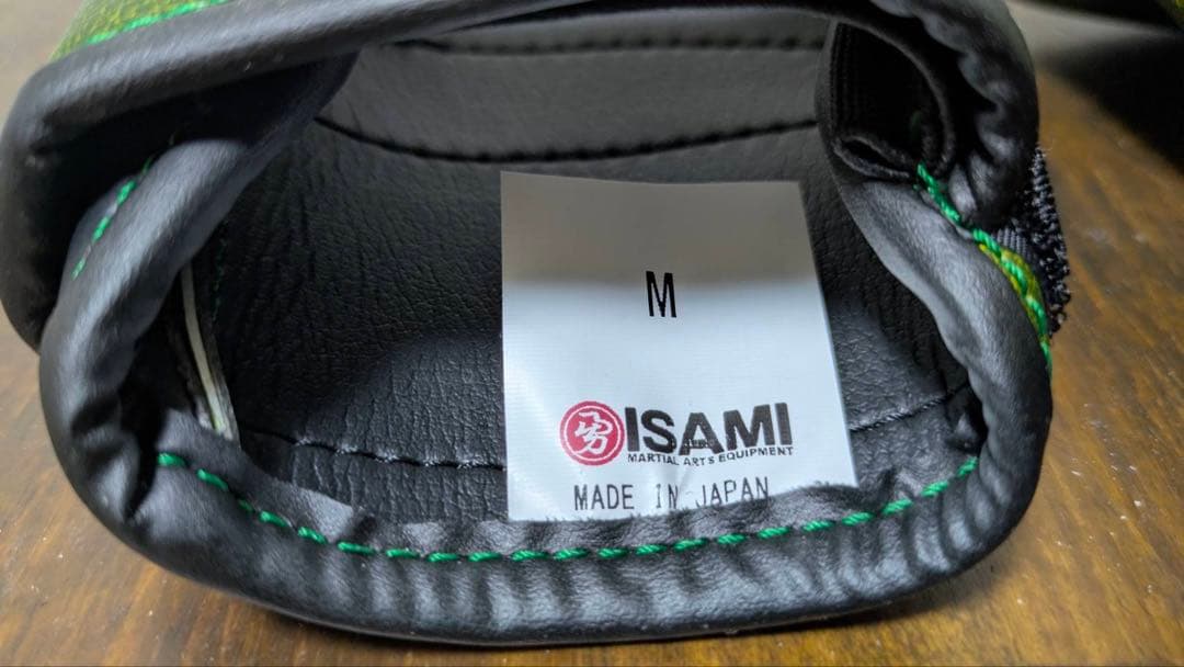 RIZIN ISAMI オープンフィンガーグローブ Mサイズ