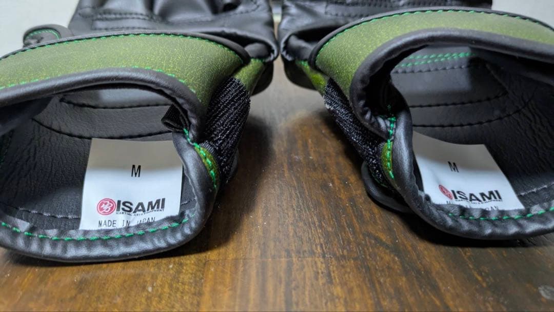 RIZIN ISAMI オープンフィンガーグローブ Mサイズ