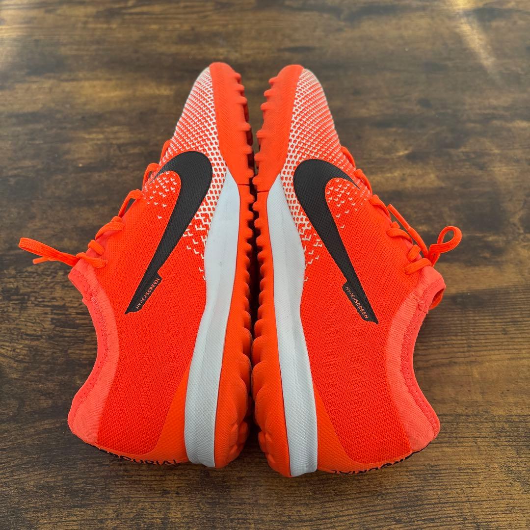 ナイキ ヴェイパー 12 PRO TF(ホワイト×オレンジ)