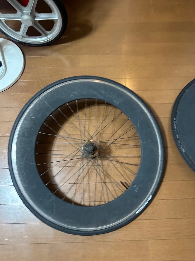 ピストバイク　ディープホイール