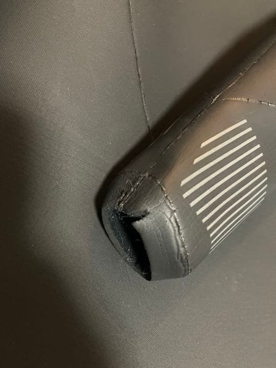 暖かさと動きやすさとカッコ良さの揃ったウエットスーツ！！