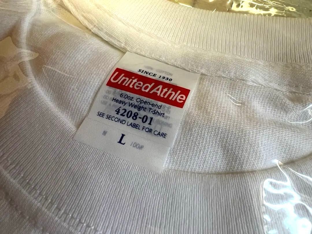 奈良美智のTシャツ2022年