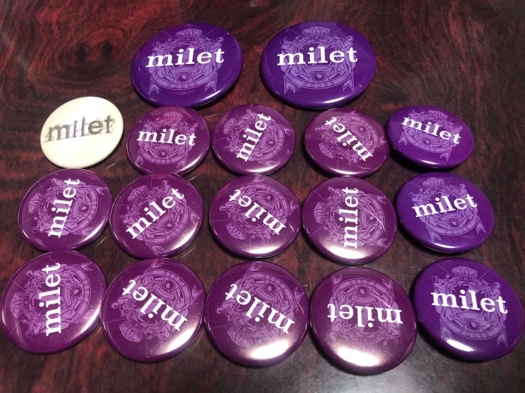 レディクレ缶バッジ　おまとめ