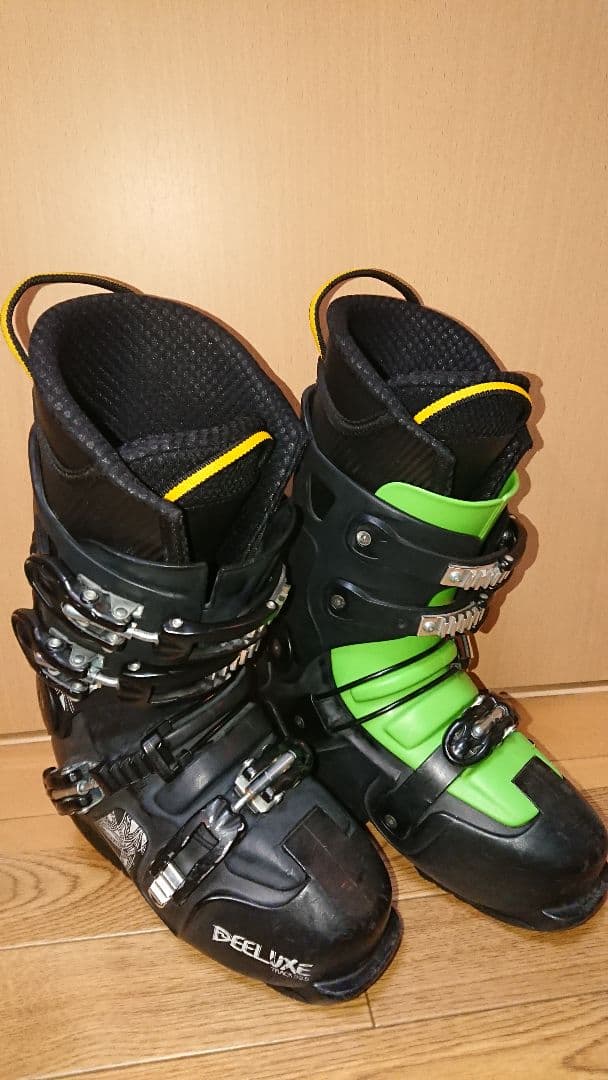 DEELUXE 23〜24㎝ TRACK 325 ハードブーツ アルペンボード