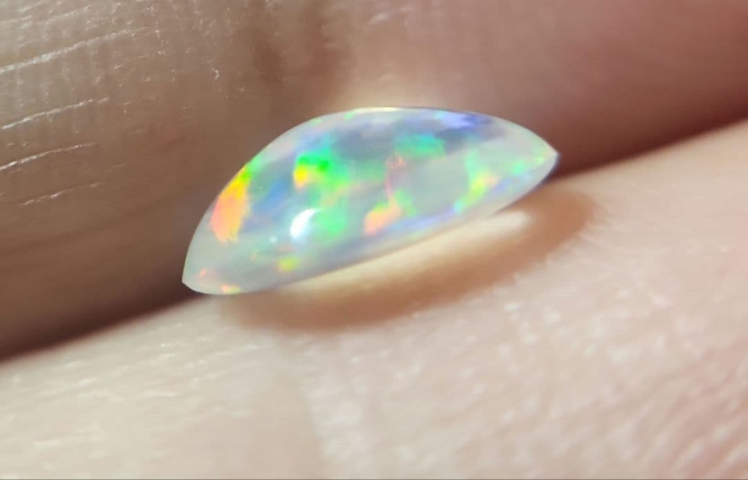 天然ウォーターオパール 0.668ct