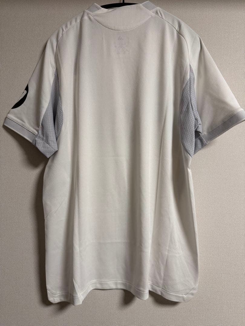 正規品　25-26 レアル・マドリード ホーム オーセンティック ユニフォーム