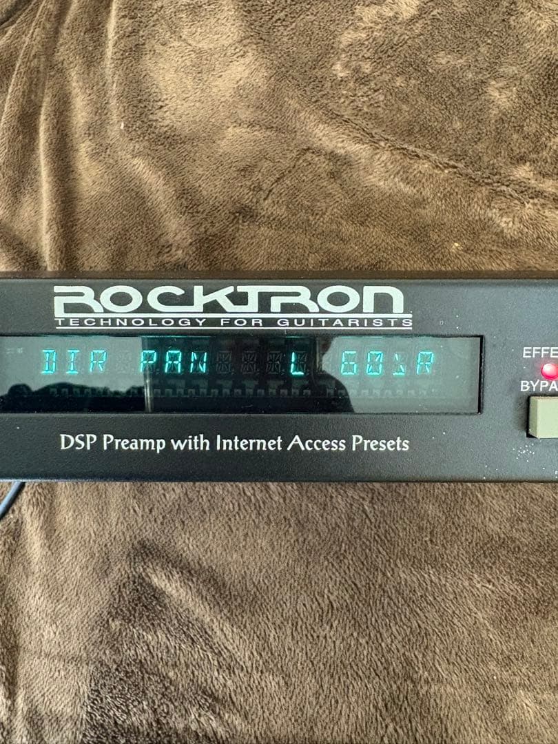 ロックトロン　voodu valve 真空管　プリアンプ　エフェクター　実働