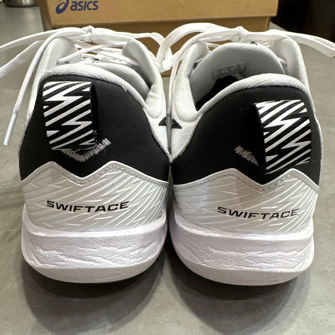 アシックス SWIFTACE スイフトエース 27cm WHITE/BLACK