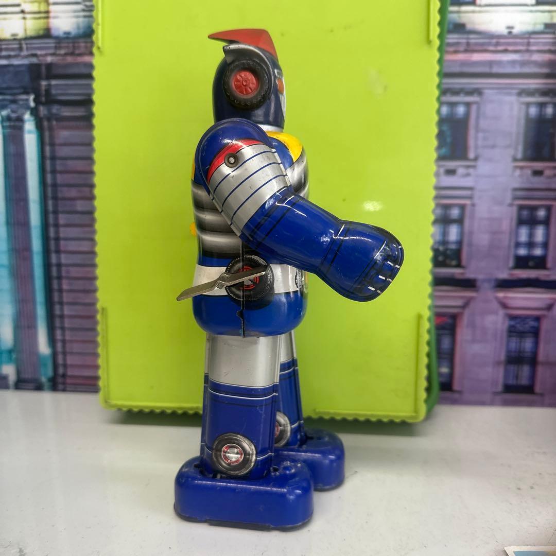 昭和レトロなブリキ製ロボット玩具「グランゼル」