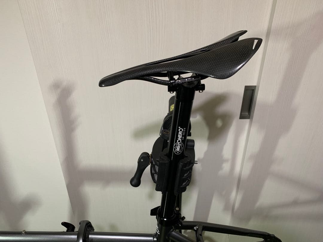 DAHON vitesse★リメイク★カーボンフォーク★軽量★ディスクブレーキ