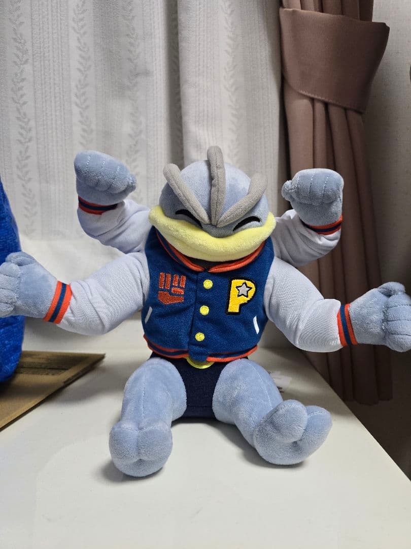 WCS 2025 ぬいぐるみ　カイリキー