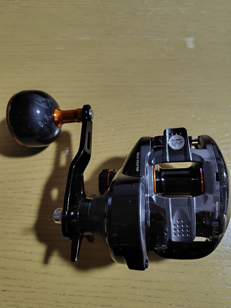 SHIMANO シマノ 20 ベイゲーム 301PG(左)