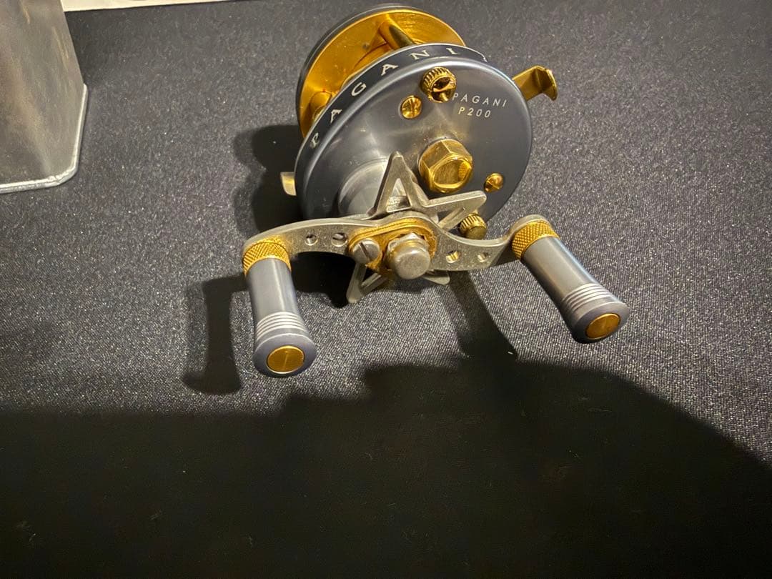 美品　メガバス　Pagani P200