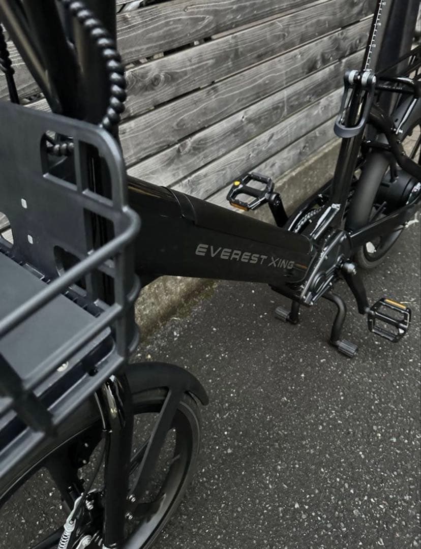 【中古車】 EVEREST XING CITY + 〈シティブラック〉