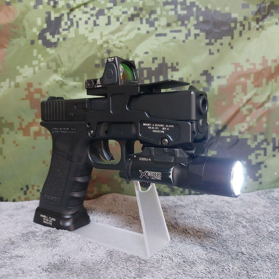 東京マルイ　グロック18C カスタム　ガスブローバック　トイガン