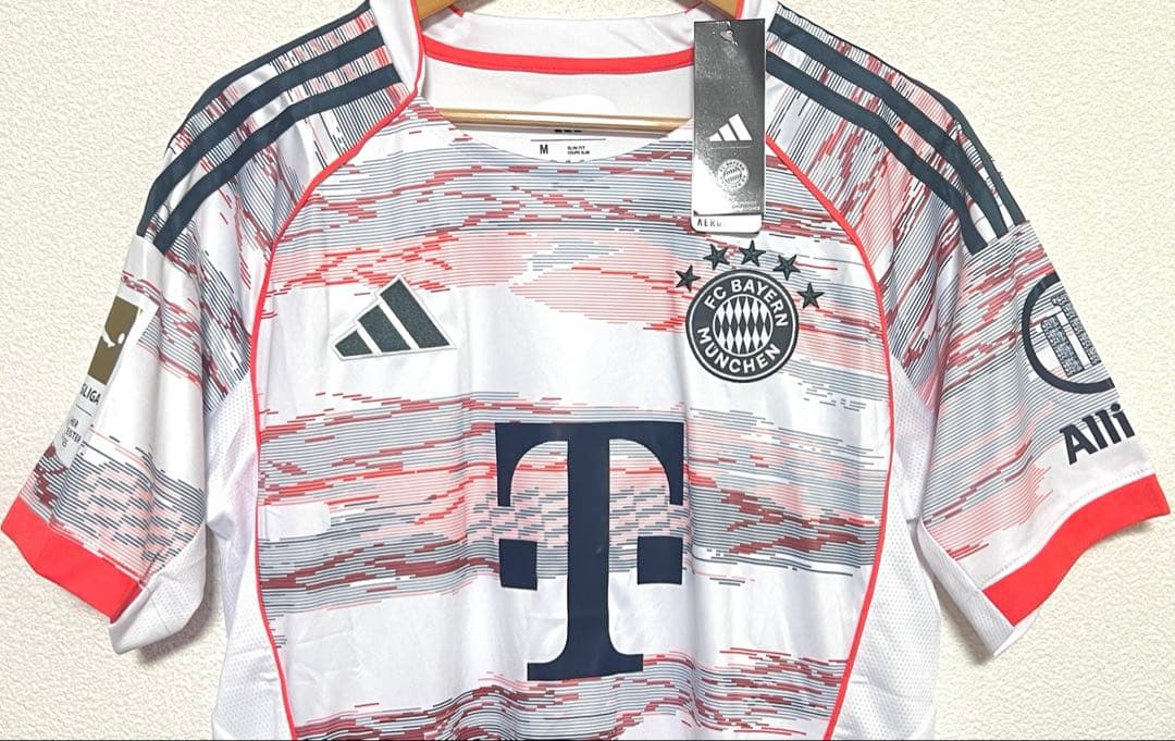 adidas バイエルン ミュンヘン 2025-2026 アウェイ ユニフォーム