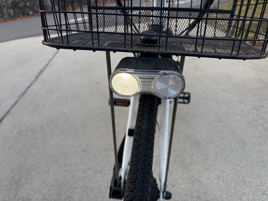 電動アシスト自転車 シティタイプ ホワイト