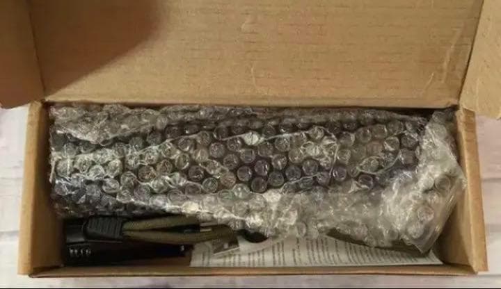 ❤世界の軍隊・特殊部隊・SP・警察機関でも使用♪❤照射距離800m❣懐中電灯