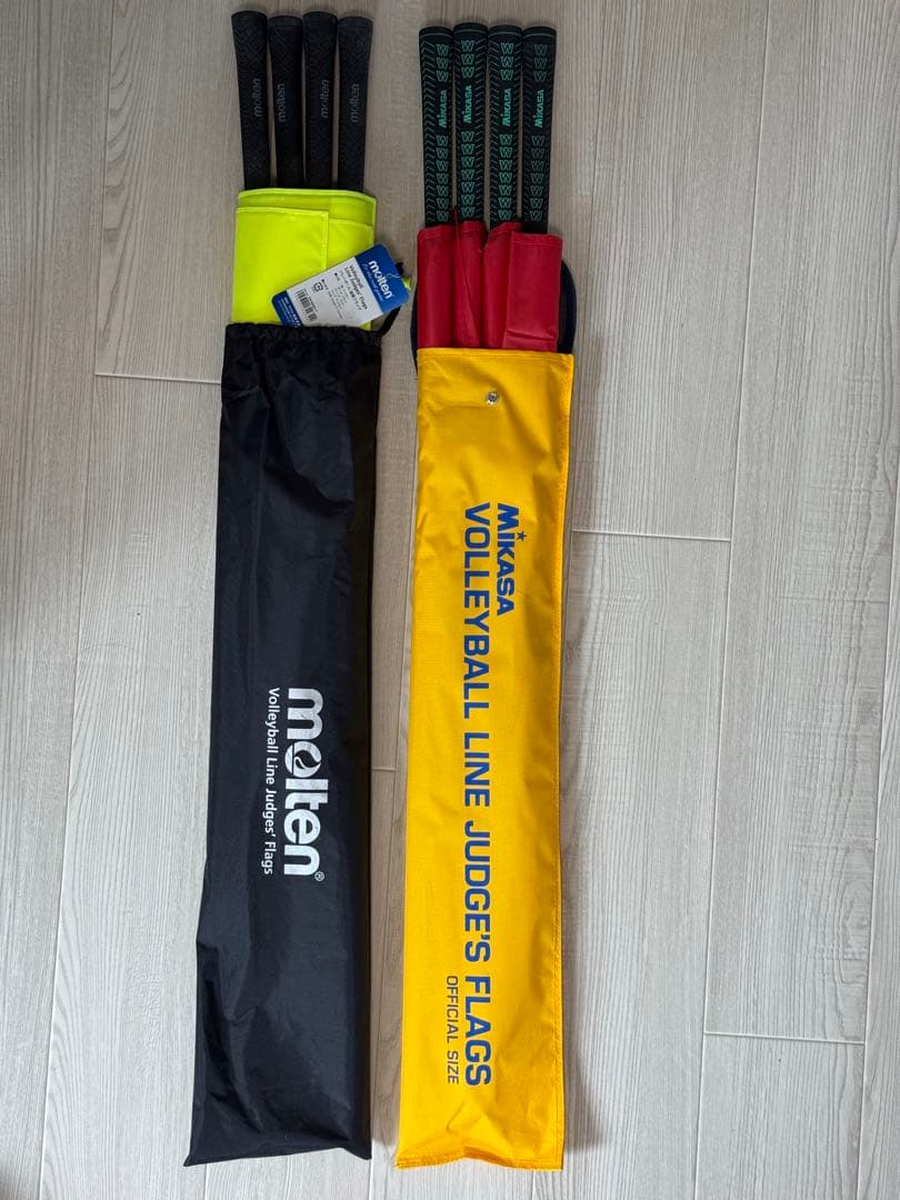 バレーボール審判用フラッグ【moltenとミカサの２組】収納バッグ付き