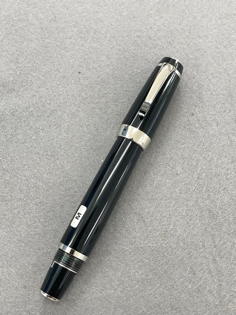 【未使用】MONTBLANCモンブラン 万年筆 ボエム M ノワール　オニキス