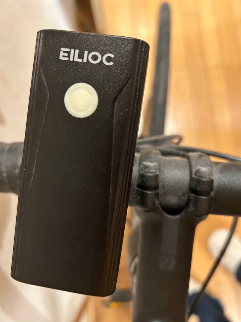 [極美品]ロードバイク　TREK ブラック ライト　反射板　ドリンクホルダー付き