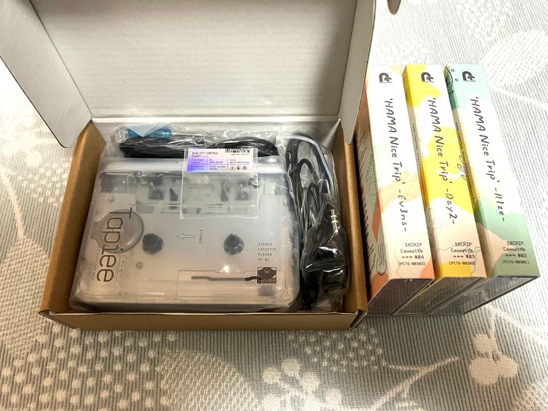 エイトリ　18TRIP カセットプレイヤー tapiee カセットテープ セット