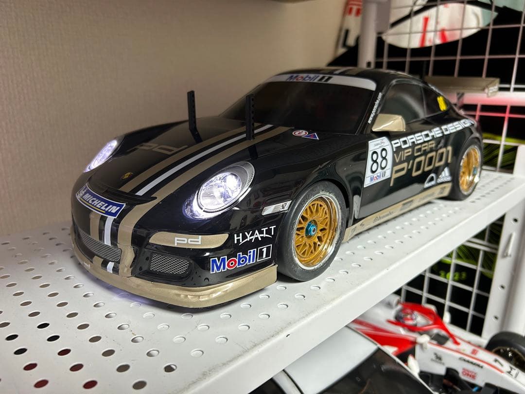 ボディ　ポルシェ911タイプ997