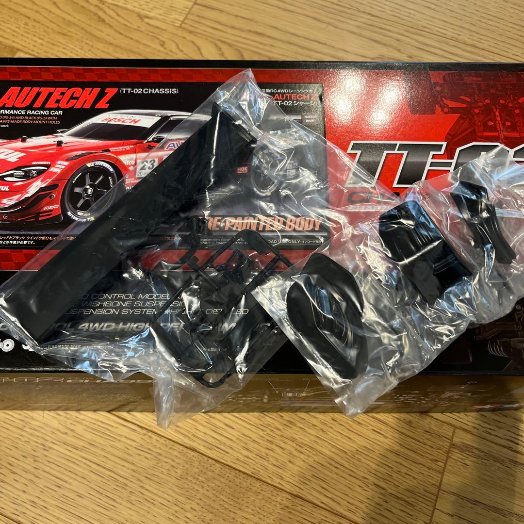 MOTUL AUTECH Z TT02シャシ