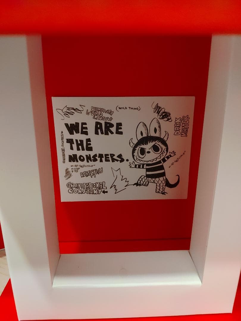 【激レア】POP MART　台湾限定品　フィギュア＋店舗　ポップマート