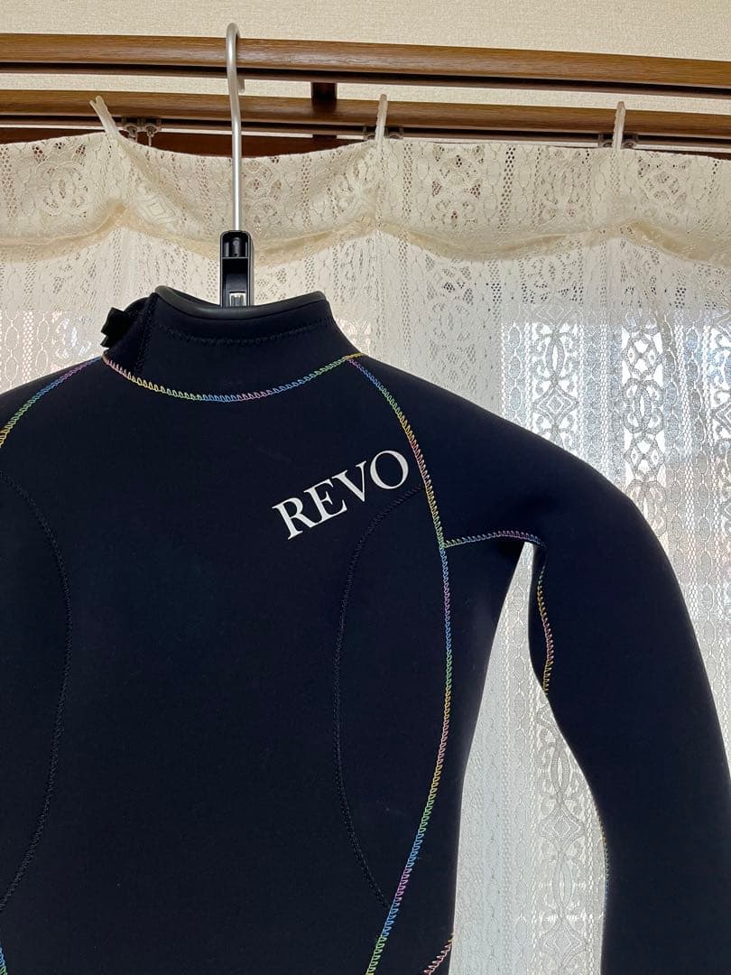 REVO(レボリューション)3×2mmロングスプリング レディース Mサイズ