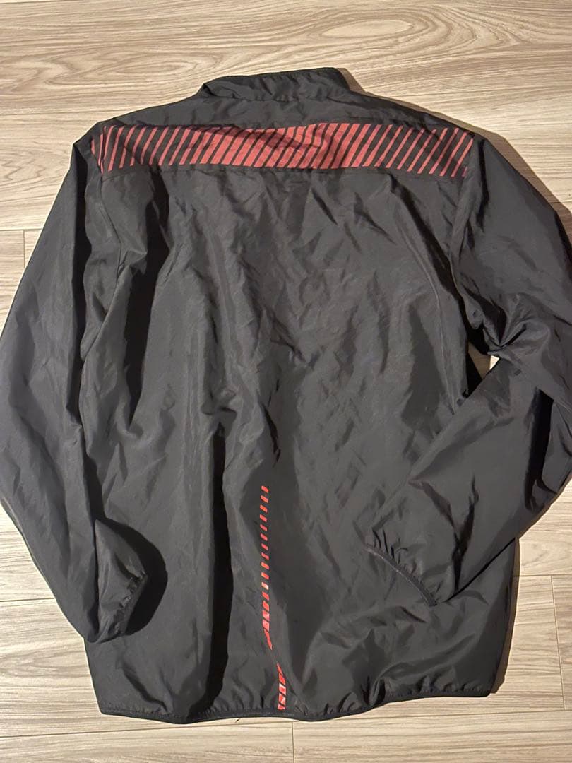 ヴィッセル神戸　支給品　ウインドブレーカー上下