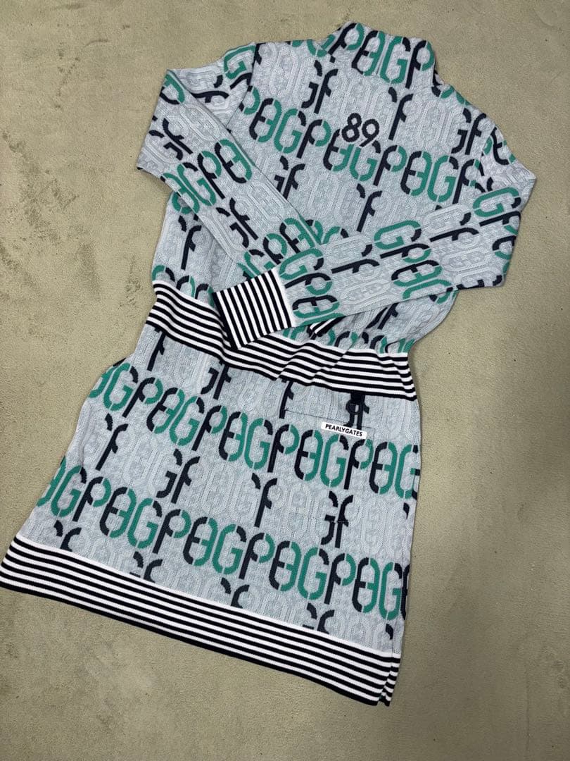 （新品）パーリーゲイツ、アモッサロゴ クサリ柄、ニットワンピース、サイズ0