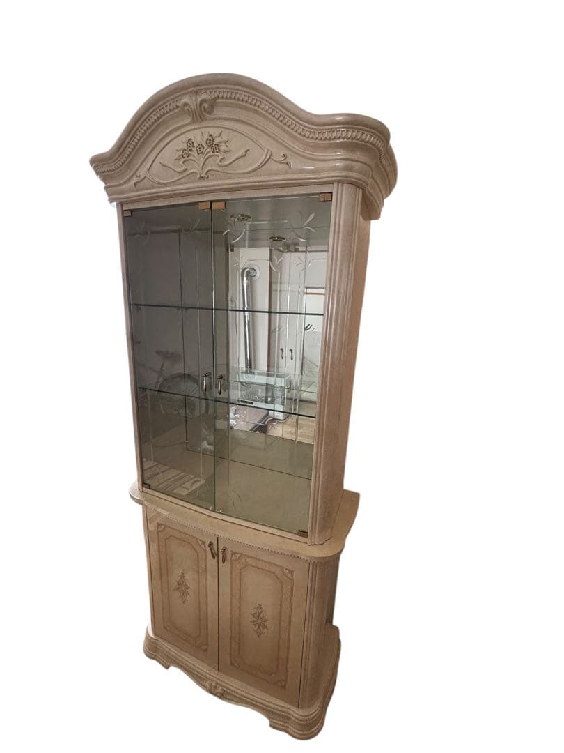 アマルフィ Amalfi 飾り棚 ガラスキャビネット 高級家具