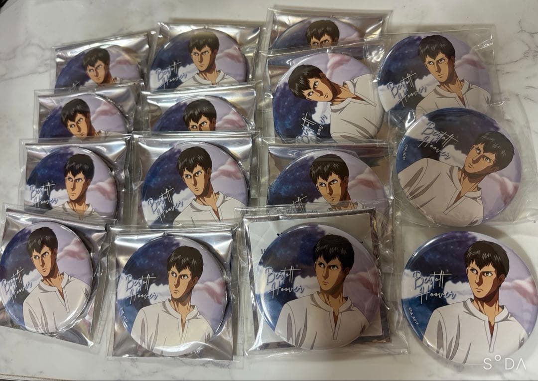 進撃の巨人 Attackfes 缶バッジ ベルトルト