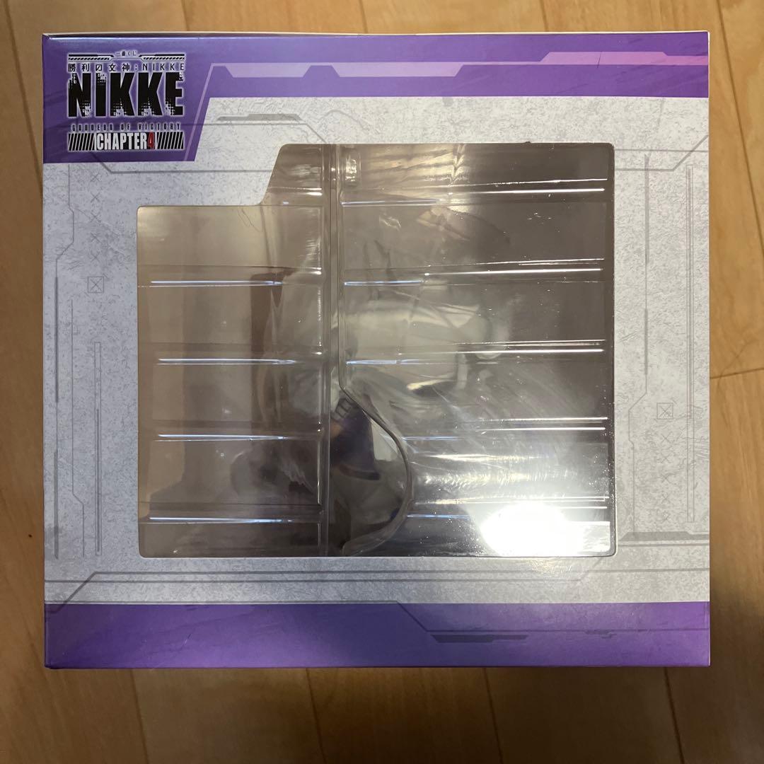 一番くじ　nikke 紅蓮　フィギュア