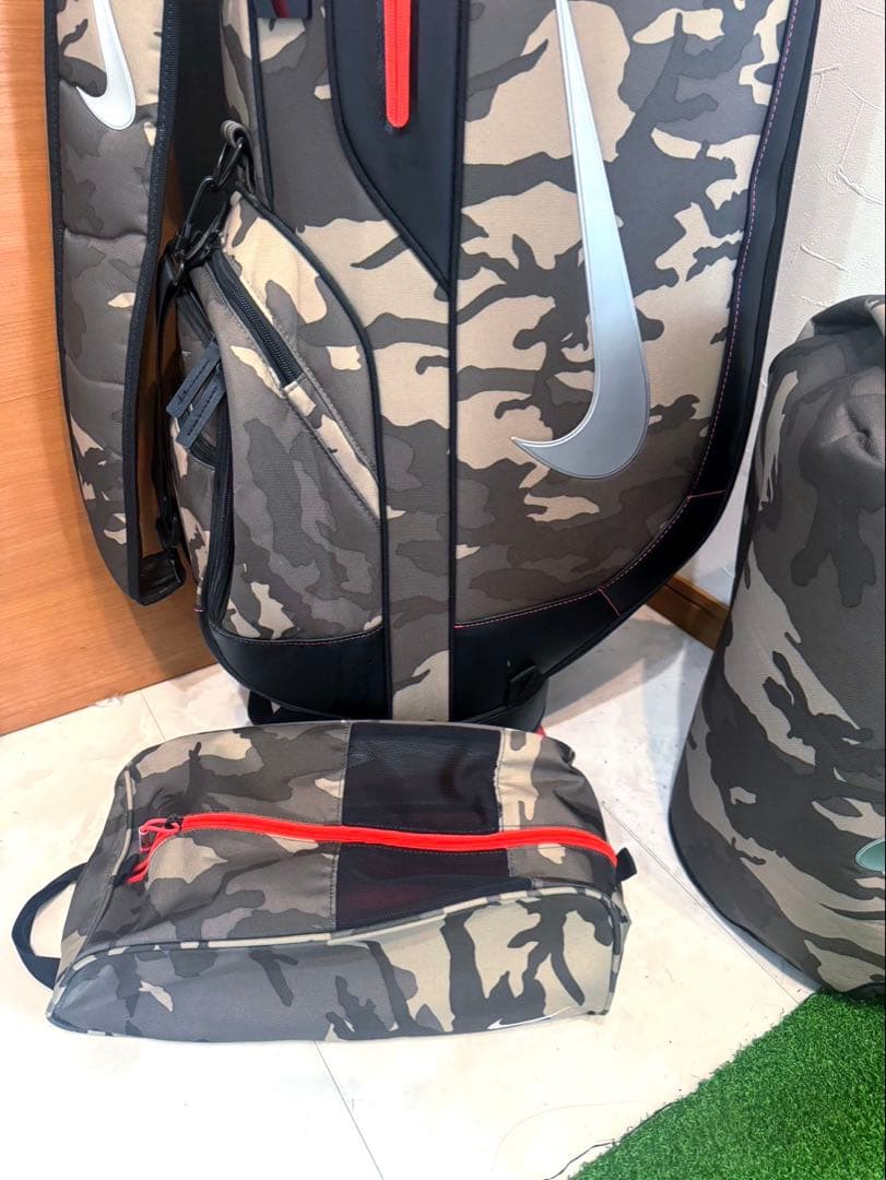 美品　即完売　ナイキ　NIKE 迷彩　カモ　キャディバッグ　スポーツカート