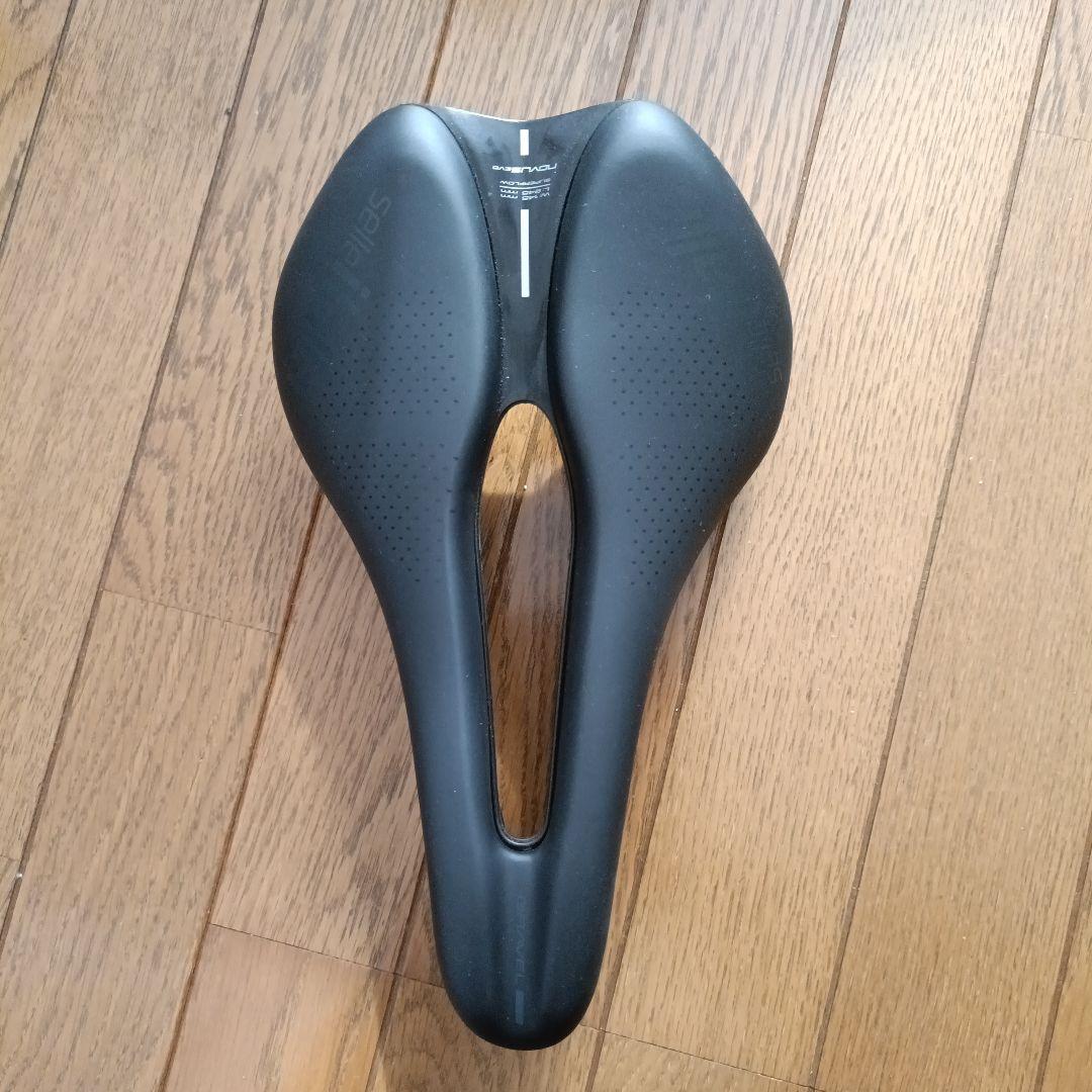 セライタリア　ノーブス　グラベル