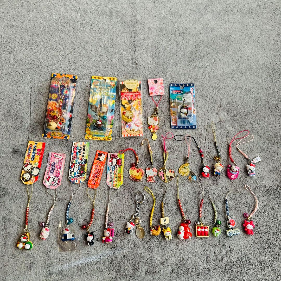 ご当地キティ　根付けストラップ　キーホルダー　マスコット　まとめ売り　26点