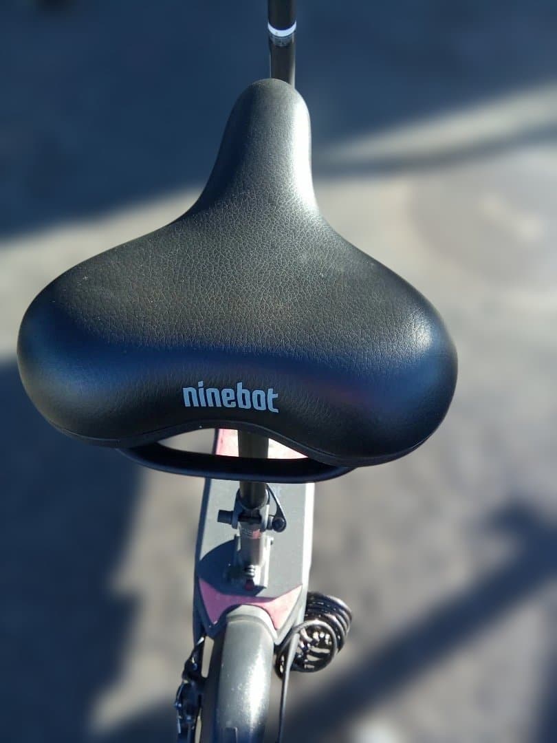 【充電器付】Segway-Ninebot F20A 電動キックボード セグウェイ