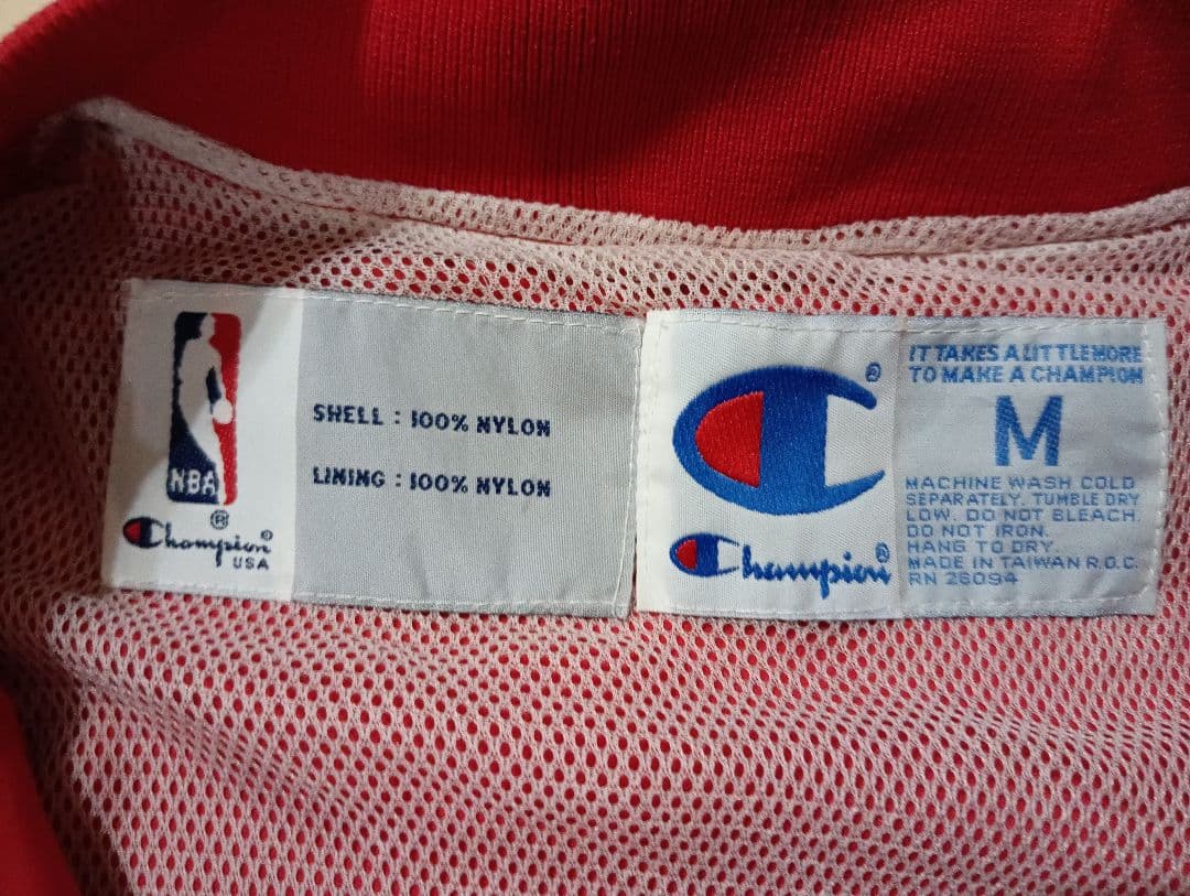 NBA シカゴ ブルズ チャンピオン ナイロン ジャケット ウォームアップ