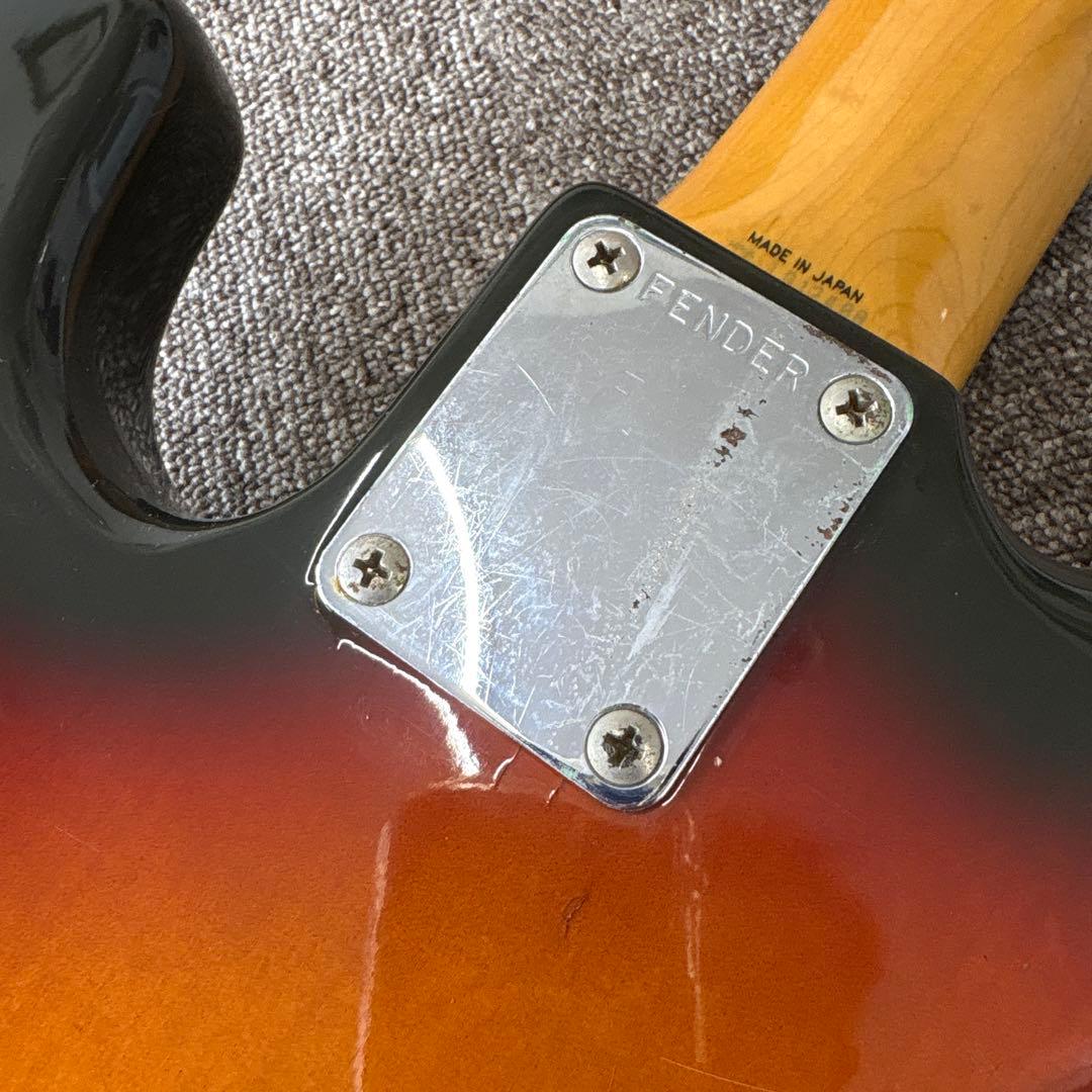B*D様 フェンダー　ジャパン　プレシジョンベース　Jシリアル
