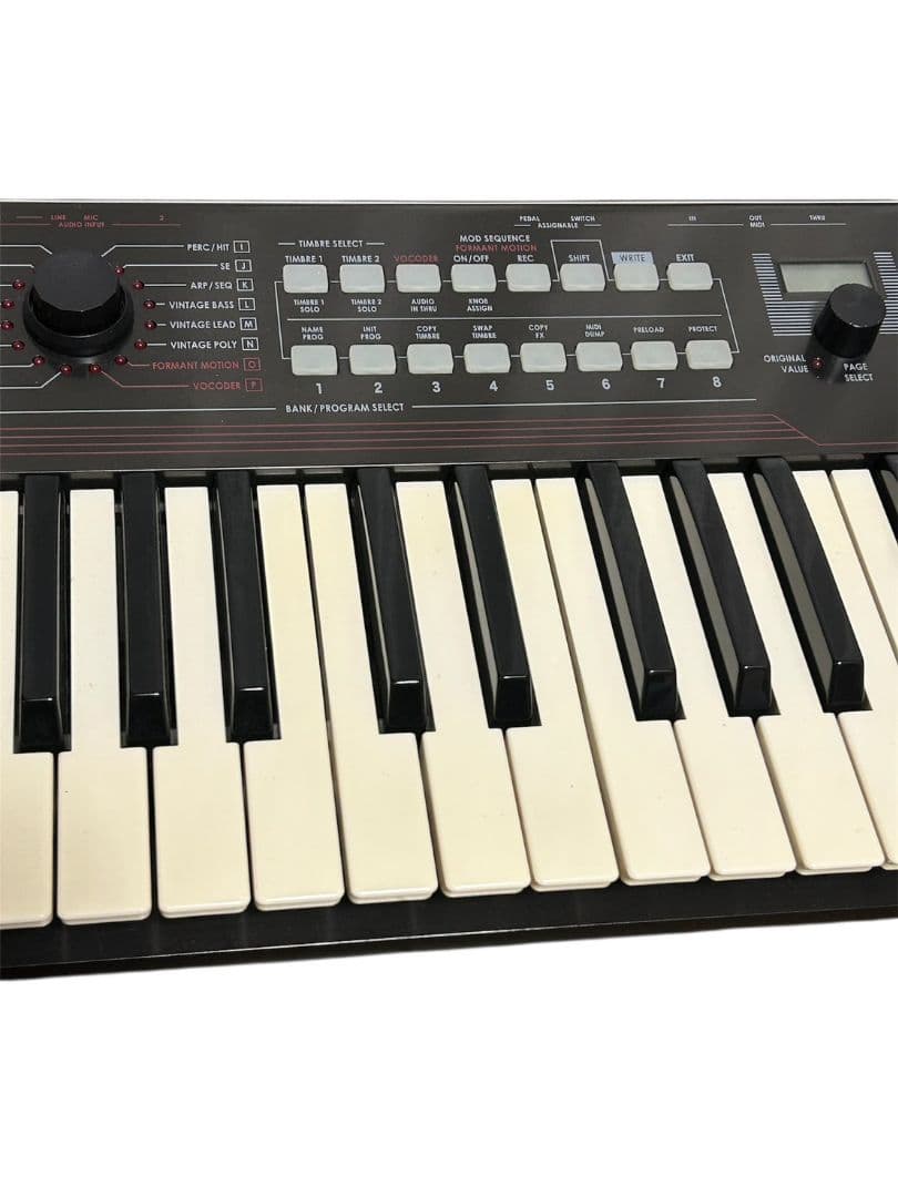 143 KORG R3 シンセサイザー 37鍵