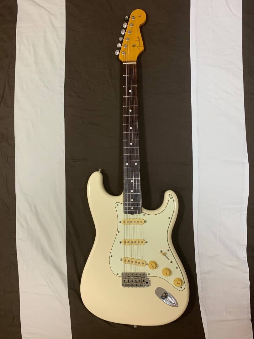 ギター Fender ST62-DMC