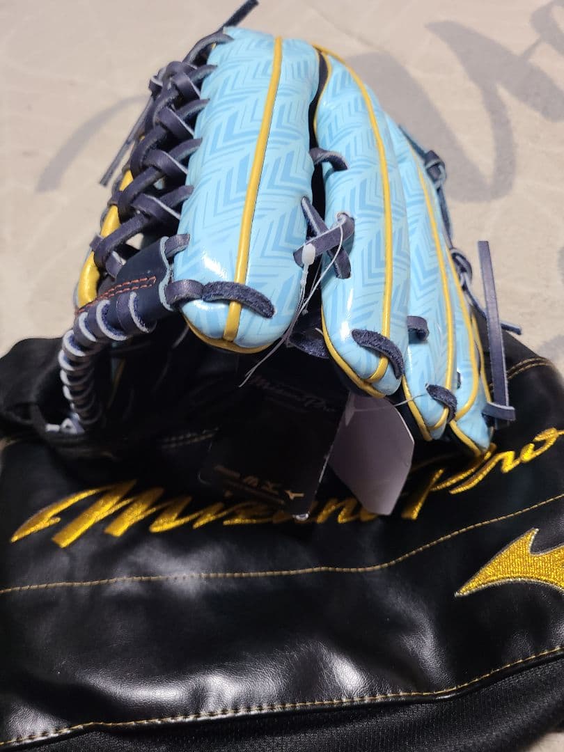 軟式グローブ 外野手用 ミズノプロ 1AJGR29107 2921　右投げ