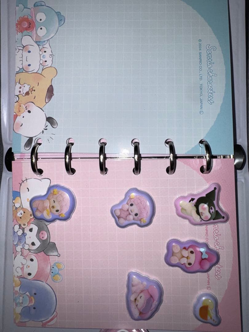 シール帳完成品　34ページ＋シール帳2冊（シール台紙追加あり）＋シール2つ