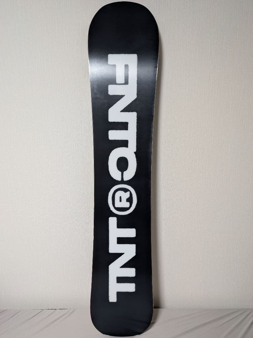 FNTC TNTR BLACK/WHITE スノーボード　157cm