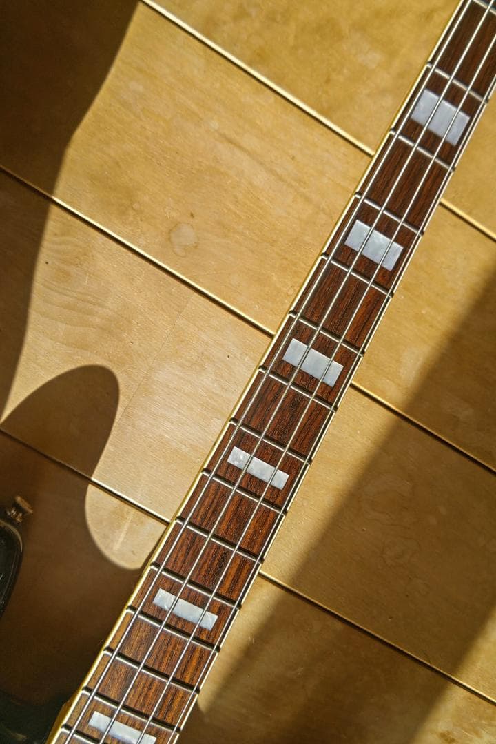ベース Fender Japan limited 66 Jazz Bass .
