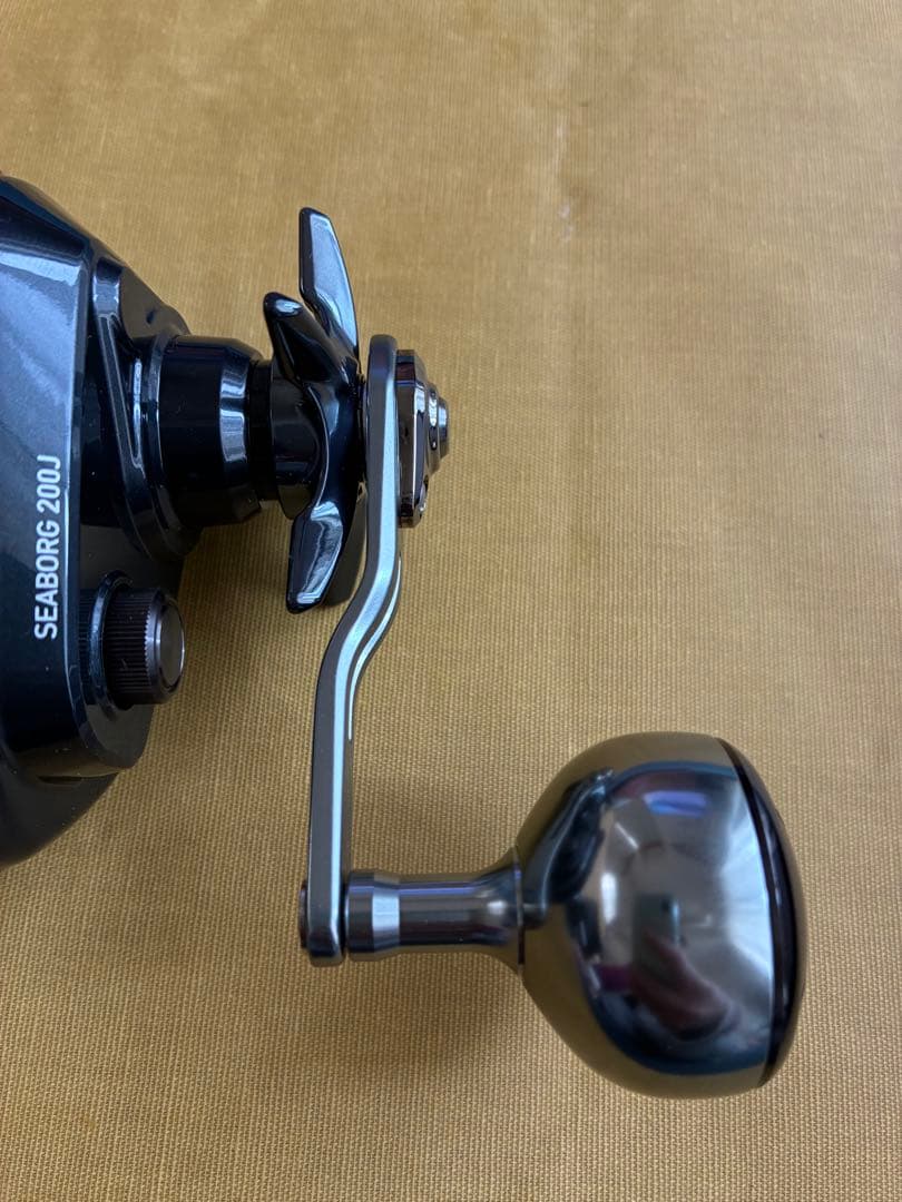 ダイワ SEABORG 200J 電動リール