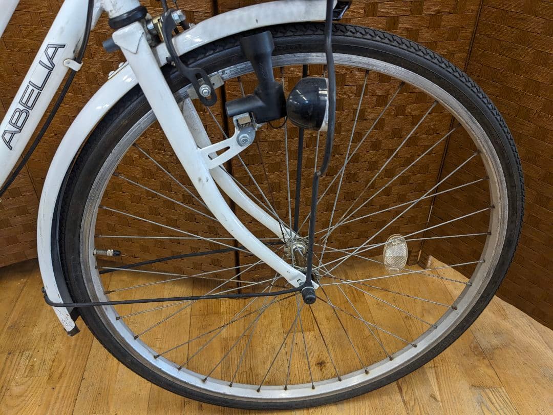 U040 普通自転車　26インチ　ホワイト　シンプルタイプ