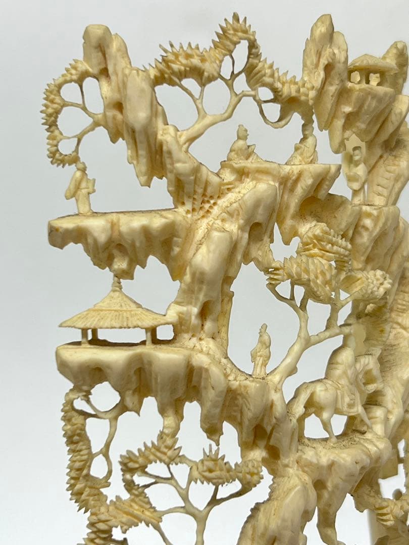 極上透彫山水人物　台付